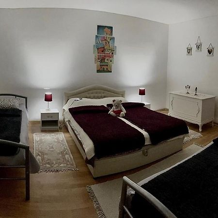 Bojana12 Appartement Bačka Palanka Buitenkant foto
