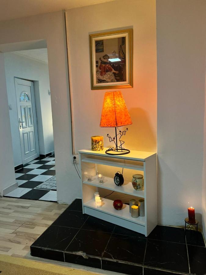 Bojana12 Appartement Bačka Palanka Buitenkant foto